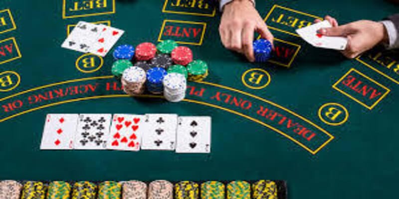 Nhà cái có tổ chức nhiều giải đấu Poker uy tín cho thành viên